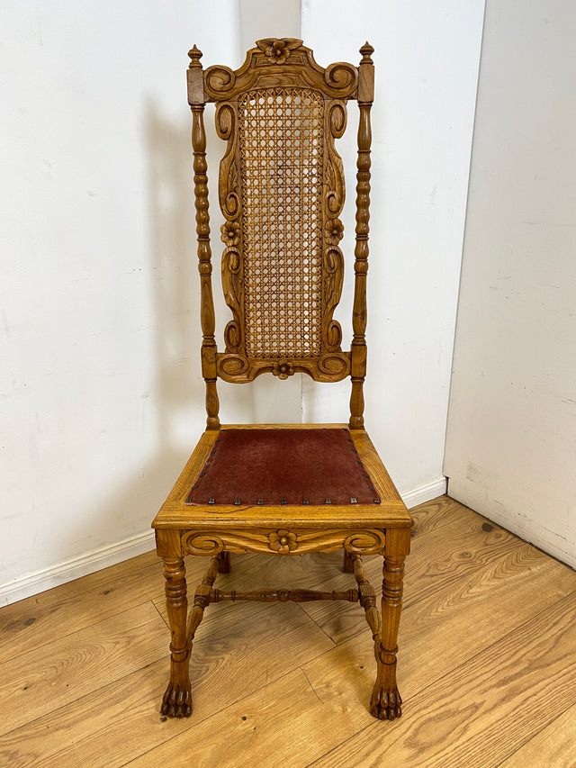 Set aus 4 grandiosen antiken Esszimmerstühlen aus handverzierter Eiche mit Wiener Geflecht I 1880-1910 I Stühle Holzstühle Dining Chairs Historismus Gründerzeit Vintage I