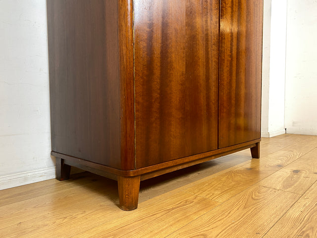 Stilvoller dunkler Mid-Century Kleiderschrank mit perfekter Aufteilung und Schublade I Schrank Wäscheschrank Garderobe Flurschrank Schlafzimmerschrank Vintage 50er 60er I