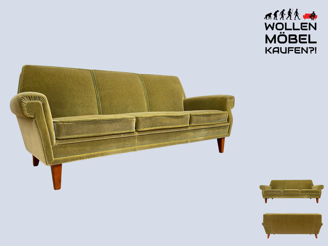 Hochwertiges und gut erhaltenes skandinavisches Mid-Century Sofa mit bequemen Federkern und grünem Samt Bezug I 3er Couch 3-Sitzer Daybed Vintage Retro 50er 60er I