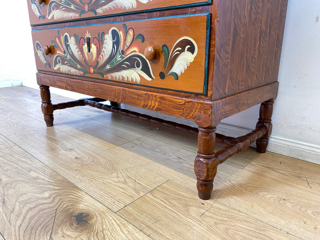Wunderschöne handbemalte skandinavische 50er Jahre Kommode aus vollem Holz mit Schubladen I Schubladenkommode Wäschekommode Schrank Sideboard Wickelkommode Vintage I