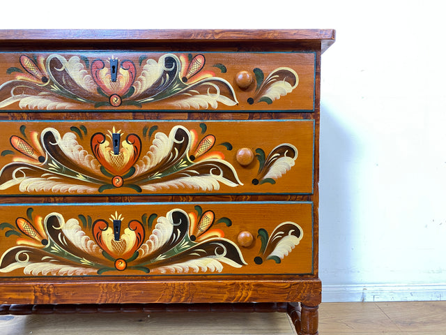 Wunderschöne handbemalte skandinavische 50er Jahre Kommode aus vollem Holz mit Schubladen I Schubladenkommode Wäschekommode Schrank Sideboard Wickelkommode Vintage I