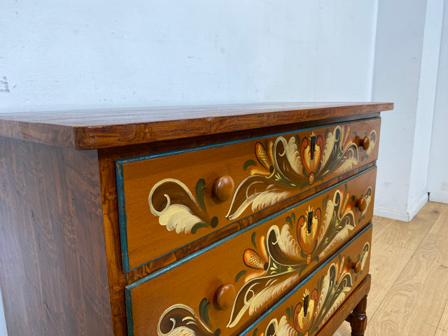 Wunderschöne handbemalte skandinavische 50er Jahre Kommode aus vollem Holz mit Schubladen I Schubladenkommode Wäschekommode Schrank Sideboard Wickelkommode Vintage I