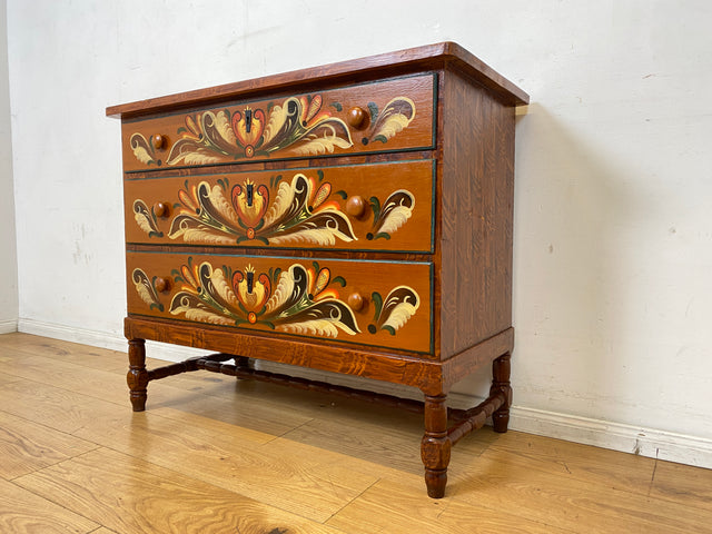 Wunderschöne handbemalte skandinavische 50er Jahre Kommode aus vollem Holz mit Schubladen I Schubladenkommode Wäschekommode Schrank Sideboard Wickelkommode Vintage I