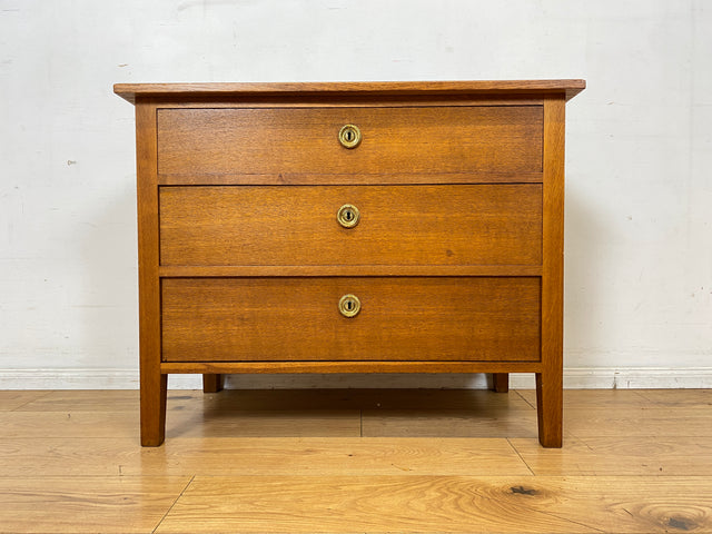 Besonders schöne skandinavische antike Massivholz Kommode mit Schubladen & Messinggriffen I Schrank Schubladenkommode Sideboard Wäschekommode Jugendstil Vintage I