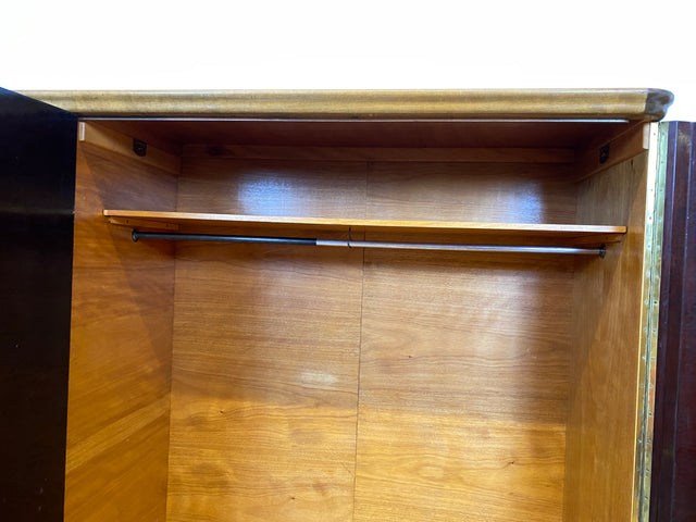 Hochwertiger und gut erhaltener 30er Jahre Art Deco Kleiderschrank aus vollem Holz mit Schublade I Schrank Schlafzimmerschrank Wäscheschrank Wardrobe Vintage Antik I