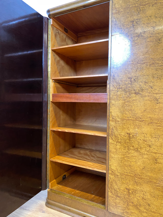 Hochwertiger und gut erhaltener 30er Jahre Art Deco Kleiderschrank aus vollem Holz mit Schublade I Schrank Schlafzimmerschrank Wäscheschrank Wardrobe Vintage Antik I