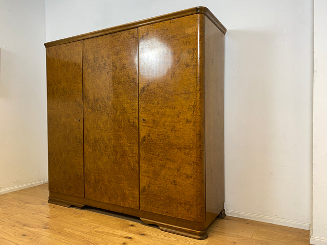Hochwertiger und gut erhaltener 30er Jahre Art Deco Kleiderschrank aus vollem Holz mit Schublade I Schrank Schlafzimmerschrank Wäscheschrank Wardrobe Vintage Antik I