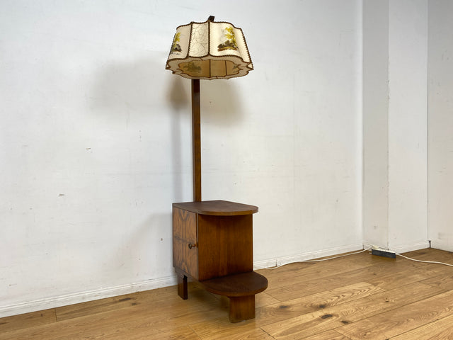 Besondere 30er Jahre Stehlampe mit Kommode & schwenkbarem handbemaltem Lampenschirm I Stehleuchte Beistelltisch Ablage Telefontisch Bar Barschrank Barkommode Vintage Antik I