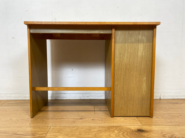 WMK I Sehr hübscher kleiner heller Mid-Century Schreibtisch mit Rollladen und Schubladen I Arbeitstisch Bürotisch Sekretär Desk Kinderschreibtisch Retro Vintage 60er 70er I Berlin Regensburg Hannover