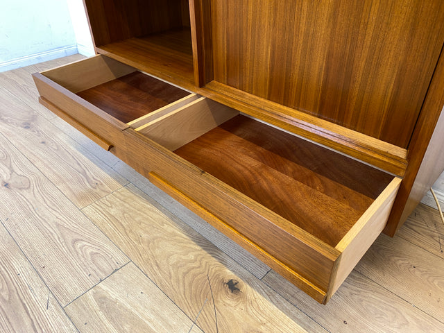 Stilvolles Mid-Century Sideboard mit beleuchtetem Bar Fach & Schubladen I Kommode TV Lowboard Fernsehkommode Phonoschrank Plattenspieler Vinyl Barkommode Barschrank Vintage I