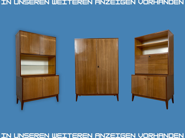 Schöner und gut erhaltener Mid-Century Wäscheschrank aus 1968 mit ausziehbaren Kleiderstangen I Schrank Kleiderschrank Garderobenschrank Garderobe Vintage 60er 70er I