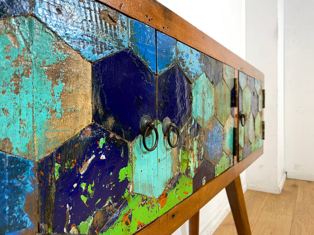 Wunderschöne und nachhaltige Kommode handgefertigt aus altem Bootsholz in Originalfarben I Teakholz massiv I Sideboard Schrank Konsole Flurkommode Wäschekommode I