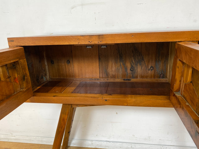 Wunderschöne und nachhaltige Kommode handgefertigt aus altem Bootsholz in Originalfarben I Teakholz massiv I Sideboard Schrank Konsole Flurkommode Wäschekommode I