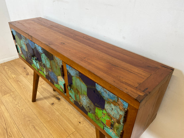 Wunderschöne und nachhaltige Kommode handgefertigt aus altem Bootsholz in Originalfarben I Teakholz massiv I Sideboard Schrank Konsole Flurkommode Wäschekommode I