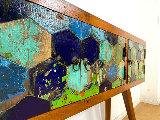 Wunderschöne und nachhaltige Kommode handgefertigt aus altem Bootsholz in Originalfarben I Teakholz massiv I Sideboard Schrank Konsole Flurkommode Wäschekommode I