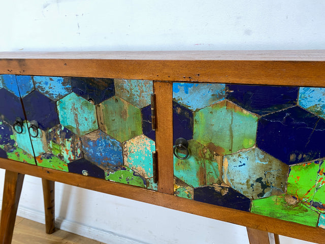 Wunderschöne und nachhaltige Kommode handgefertigt aus altem Bootsholz in Originalfarben I Teakholz massiv I Sideboard Schrank Konsole Flurkommode Wäschekommode I
