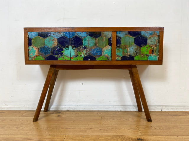 Wunderschöne und nachhaltige Kommode handgefertigt aus altem Bootsholz in Originalfarben I Teakholz massiv I Sideboard Schrank Konsole Flurkommode Wäschekommode I