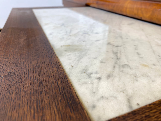 WMK # Imposante antike Anrichte aus vollem Holz in Nussbaum mit Aufsatz Vitrine und Schubladen # Büfett Buffet Küchenanrichte Geschirrschrank Küchenschrank Küchenbuffet Art Deco Vintage Berlin München