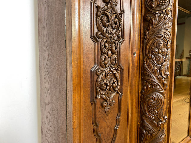 WMK # Impressive &amp; very well preserved antique bookcase made of solid oak with hand-carved wooden applications # Living room cabinet cupboard display cabinet bookcase bookshelf Wilhelminian era vintage