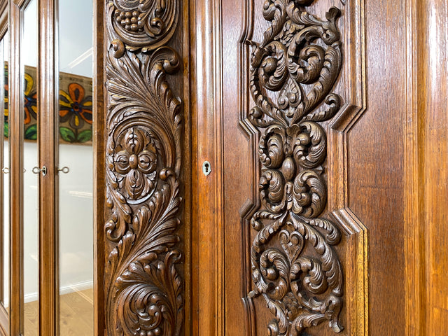 WMK # Impressive &amp; very well preserved antique bookcase made of solid oak with hand-carved wooden applications # Living room cabinet cupboard display cabinet bookcase bookshelf Wilhelminian era vintage