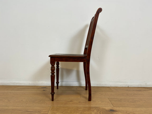 WMK Vornehmer & filigraner antiker Esszimmerstuhl mit feinem, jedoch etwas beschädigtem Wiener Geflecht # Stuhl Küchenstuhl Holzstuhl Kaffeehaus Dining Chair Herrendiener Garderobe Jugendstil Vintage