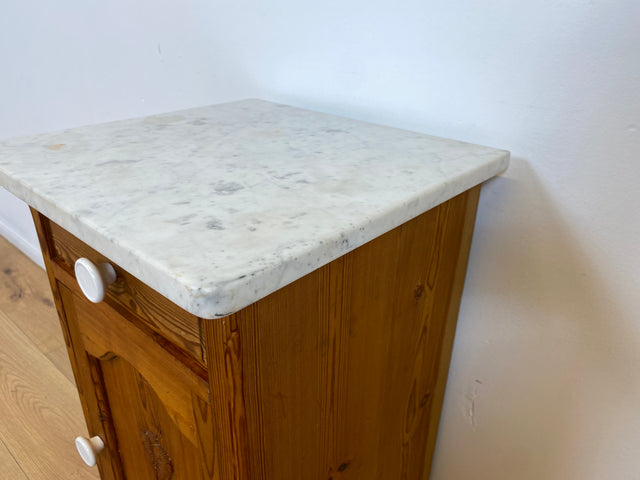 WMK Schöner großer antiker Nachttisch aus Dänemark, Vollholz, mit Marmor Auflage & Schublade # Nachtschrank Nachtkommode Beistelltisch Marmorkommode Flurkommode Ablage Weichholz Jugendstil Vintage
