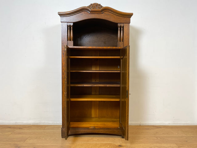WMK I Wunderschöner antiker Schrank aus massiver Eiche mit Beschlägen aus Messing und handverziert I Schrank Kleider Wäsche Bücher Highboard Geschirrschrank Jugendstil Vintage Berlin Bayern Düsseldorf