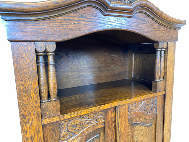 WMK I Wunderschöner antiker Schrank aus massiver Eiche mit Beschlägen aus Messing und handverziert I Schrank Kleider Wäsche Bücher Highboard Geschirrschrank Jugendstil Vintage Berlin Bayern Düsseldorf