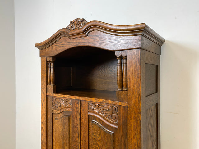 WMK I Wunderschöner antiker Schrank aus massiver Eiche mit Beschlägen aus Messing und handverziert I Schrank Kleider Wäsche Bücher Highboard Geschirrschrank Jugendstil Vintage Berlin Bayern Düsseldorf