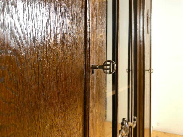 WMK I Schöner und gut erhaltener antiker Schrank aus vollem Holz I Vitrine Bücherschrank Büchervitrine Bücherregal Regal Wohnzimmerschrank Highboard Wäscheschrank Jugendstil Vintage I Berlin Halle NRW