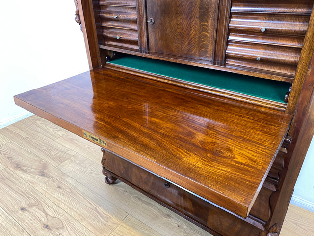 WMK I Wunderschöner antiker Sekretär , Vollholz in Nussbaum , mit Schubladen und stabiler Schreibklappe, um 1860 I Schrank Schreibschrank Highboard Kommode Desk Biedermeier Vintage Berlin Dresden Bonn