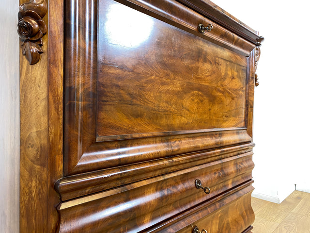 WMK I Wunderschöner antiker Sekretär , Vollholz in Nussbaum , mit Schubladen und stabiler Schreibklappe, um 1860 I Schrank Schreibschrank Highboard Kommode Desk Biedermeier Vintage Berlin Dresden Bonn