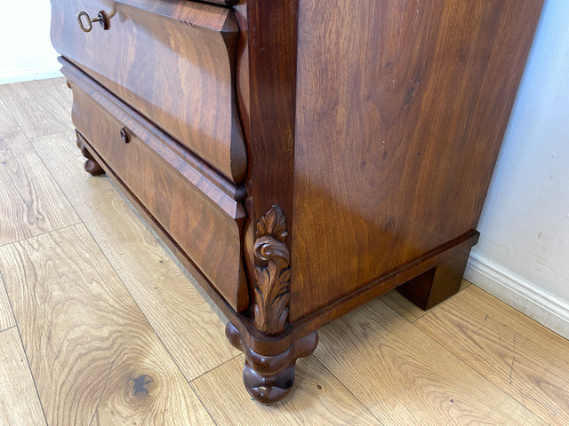 WMK I Wunderschöner antiker Sekretär , Vollholz in Nussbaum , mit Schubladen und stabiler Schreibklappe, um 1860 I Schrank Schreibschrank Highboard Kommode Desk Biedermeier Vintage Berlin Dresden Bonn