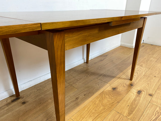 WMK I Minimalistischer ausziehbarer 60er Jahre Esstisch I Tisch Holztisch Esszimmertisch Küchentisch Ausziehtisch Dining Table Stühle Küchenstühle Mid-Century Vintage Berlin Augsburg Frankfurt 50er