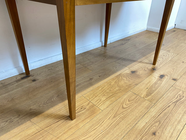WMK I Minimalistischer ausziehbarer 60er Jahre Esstisch I Tisch Holztisch Esszimmertisch Küchentisch Ausziehtisch Dining Table Stühle Küchenstühle Mid-Century Vintage Berlin Augsburg Frankfurt 50er