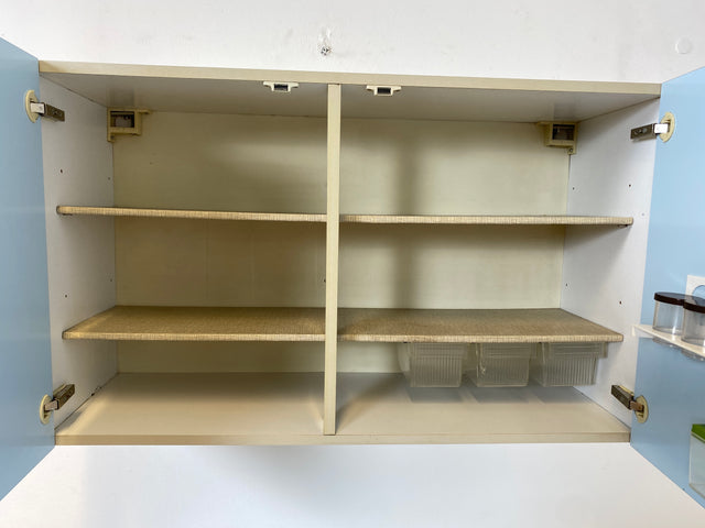 WMK # Kultige blaue Space Age Küchenzeile aus 1976 m. Hängeschrank, ausziehbarer Platte & Schütten # Küchenbüfett kleine Küche Küchenschrank Küchenhängeschrank Küchenanrichte Kredenz Retro Vintage DDR
