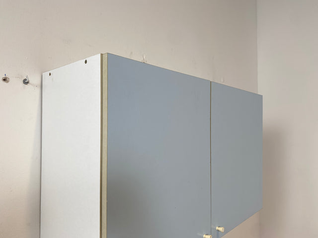WMK # Kultige blaue Space Age Küchenzeile aus 1976 m. Hängeschrank, ausziehbarer Platte & Schütten # Küchenbüfett kleine Küche Küchenschrank Küchenhängeschrank Küchenanrichte Kredenz Retro Vintage DDR