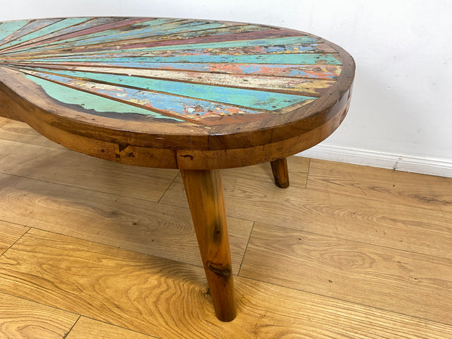 Boatwood by WMK I Einzigartiger bunter Nierentisch aus altem Bootsholz I ein handmade Unikat aus massivem Teakholz in Originalfarben I Couchtisch Wohnzimmertisch Coffee Table Berlin Hamburg Duisburg