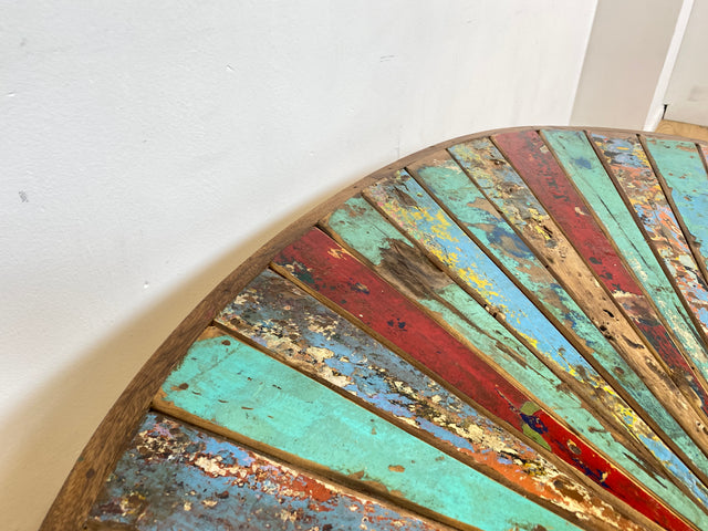 Boatwood by WMK I Einzigartiger bunter Nierentisch aus altem Bootsholz I ein handmade Unikat aus massivem Teakholz in Originalfarben I Couchtisch Wohnzimmertisch Coffee Table Berlin Hamburg Duisburg