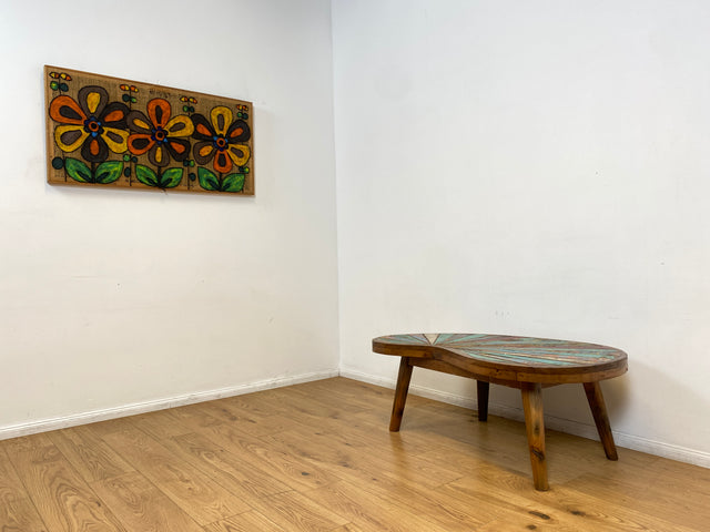 Boatwood by WMK I Einzigartiger bunter Nierentisch aus altem Bootsholz I ein handmade Unikat aus massivem Teakholz in Originalfarben I Couchtisch Wohnzimmertisch Coffee Table Berlin Hamburg Duisburg
