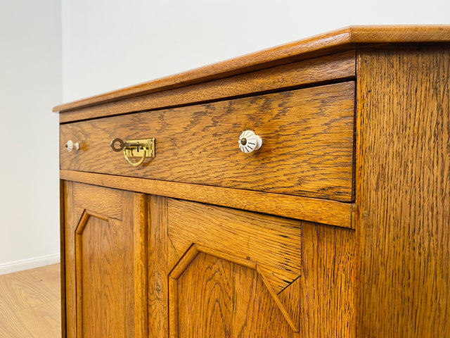 WMK # Schöne & geräumige dänische antike Kommode aus massiver Eiche mit Schublade # Schrank Weichholzkommode Wickelkommode Sideboard Anrichte Flurschrank Schuhschrank Küchenschrank Jugendstil Vintage