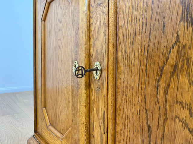 WMK # Schöne & geräumige dänische antike Kommode aus massiver Eiche mit Schublade # Schrank Weichholzkommode Wickelkommode Sideboard Anrichte Flurschrank Schuhschrank Küchenschrank Jugendstil Vintage