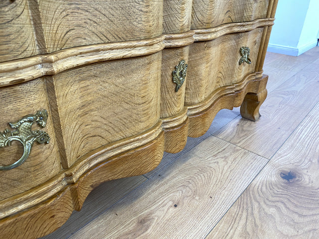 WMK l Wunderschöner und gut erhaltener dänischer 60er Jahre Sekretär im Barockstil aus massiver Eiche mit Messinggriffen l Sekretär Schreibschrank Schreibtisch Kommode Schubladenkommode Desk Vintage