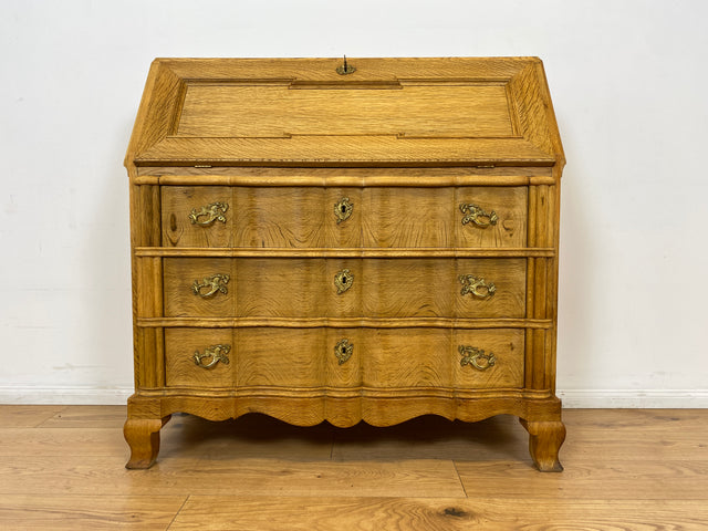 WMK l Wunderschöner und gut erhaltener dänischer 60er Jahre Sekretär im Barockstil aus massiver Eiche mit Messinggriffen l Sekretär Schreibschrank Schreibtisch Kommode Schubladenkommode Desk Vintage