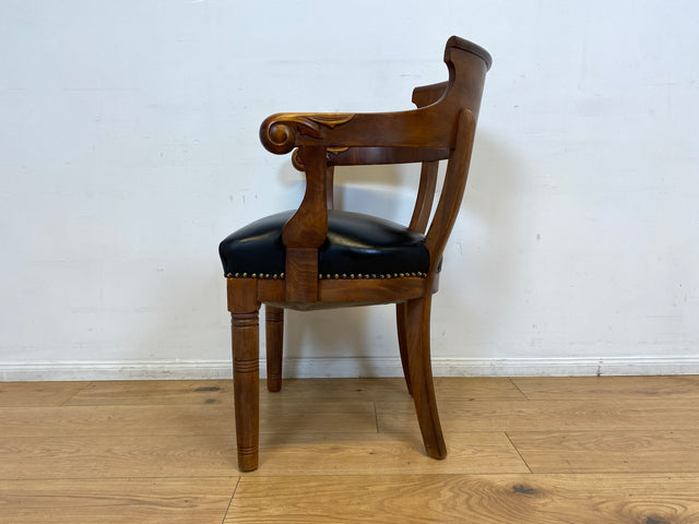 WMK I Vornehmer dänischer antiker Salonstuhl mit Armlehnen, Intarsien und schwarzem Kunst Leder, um 1900 I Stuhl Sessel Armchair Esszimmer Küchenstuhl Biedermeier Vintage Berlin München Stuttgart