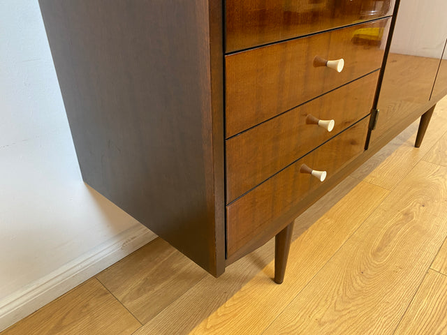 WMK I Sehr schöner dunkler Mid-Century Wohnzimmerschrank aus 1967 in Mahagoni mit Vitrine und Schubladen I Schrank Highboard Anrichte Sideboard Vintage 70er 60er DDR Berlin Leipzig Düsseldorf Bremen