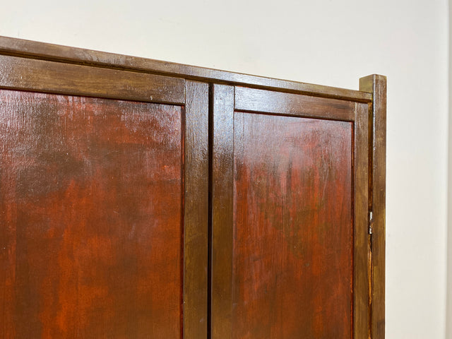 WMK # Hübscher und gut erhaltener dunkler asiatischer Vintage Kleiderschrank aus vollem Holz in typischer Leichtbauweise # Schrank Schlafzimmerschrank Wardrobe Garderobe Flurschrank Japanisch Berlin