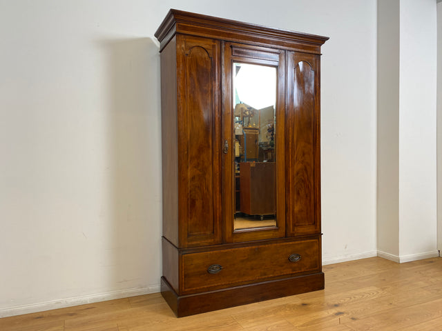 WMK # Eleganter und gut erhaltener englischer antiker Kleiderschrank aus vollem Holz mit Spiegeltür und Schublade # Schrank Vertiko Schlafzimmerschrank Flurschrank Wardrobe Spiegel Jugendstil Vintage