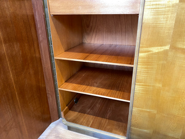 WMK I Versand 85€ I Besonders schöner großer 50er Jahre Kleiderschrank aus vollem Holz I Schrank Schlafzimmerschrank Wäscheschrank Wardrobe Rockabilly Mid-Century Vintage 60er Berlin Bochum Magdeburg
