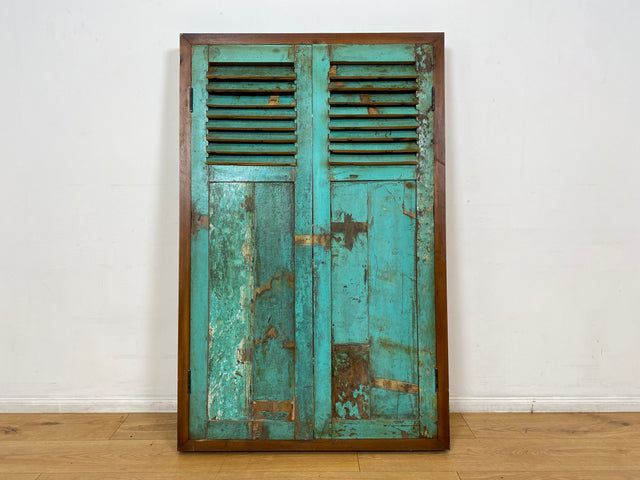 Boatwood by WMK I Einzigartiger großer Wandspiegel aus altem Bootsholz mit Fensterläden in Grün I handgefertigtes Unikat I Teakholz massiv I Ganzkörper Spiegel Stand Mirror Flur Tür Garderobe Lamellen